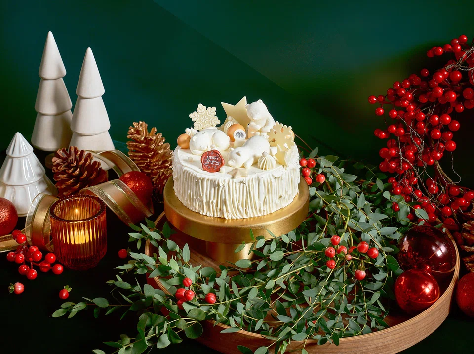 Take home luscious desserts such as champagne strawberry cake.