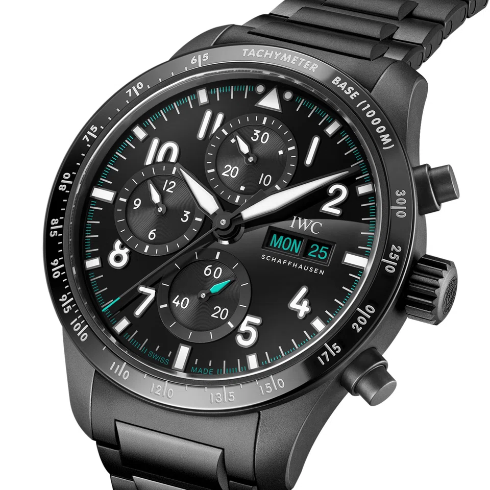 Pilot's Watch Performance Chronograph 41 Mercedes-AMG PETRONAS Formula One Team.