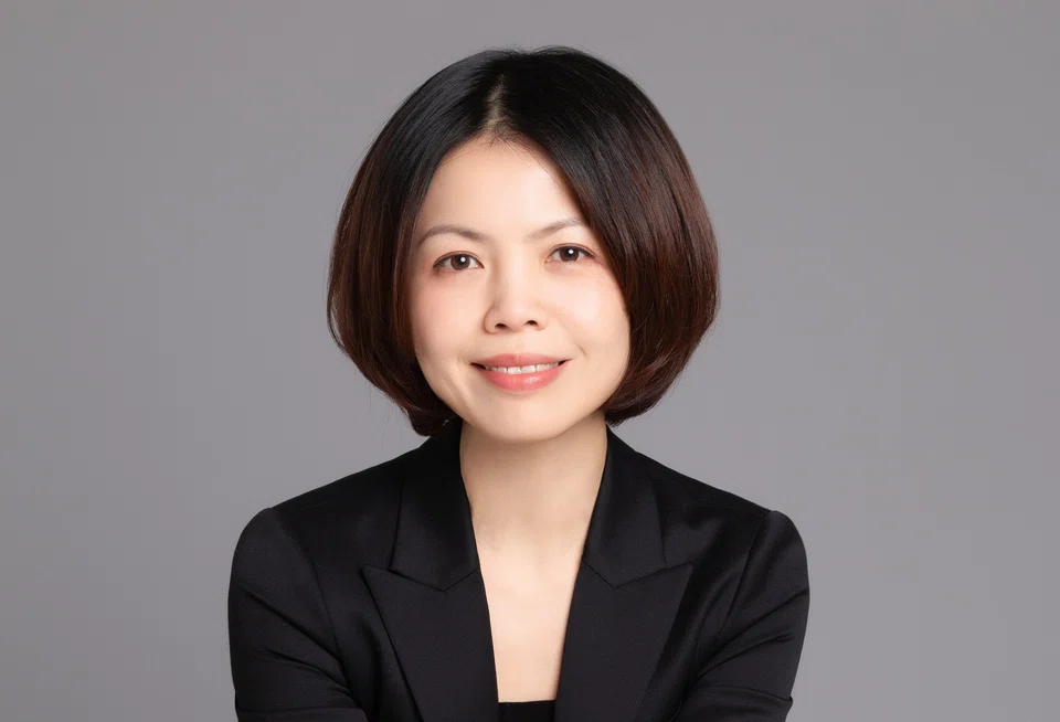 Standard Chartered’s Jean Lu sees the internationalisation of the renminbi as a natural outcome of China’s increasing integration into the global economy.