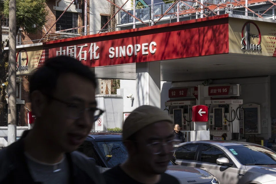 Sinopec forecasts that refinery throughput will remain stable at about 250 million tonnes in 2026.