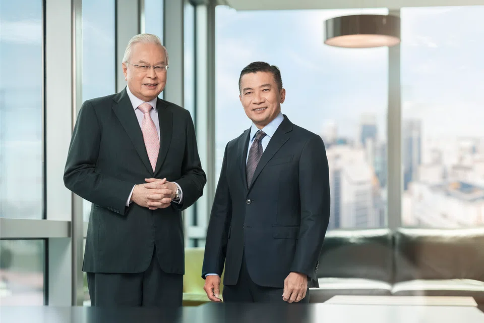 SGX chairman Kwa Chong Seng (left) and CEO Loh Boon Chye.