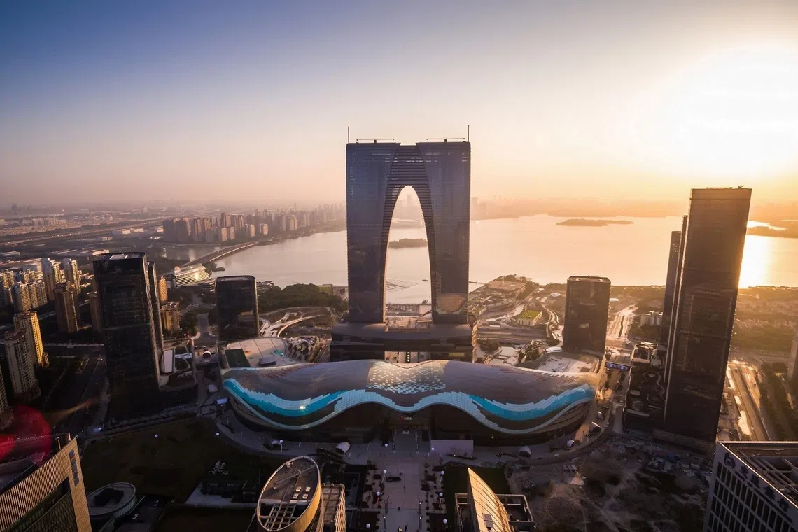 At Suzhou Center Mall, the largest mall in CLI’s portfolio and the biggest in Suzhou, 60 new brands were introduced in the first half of the year, of which 27 were new-to-market. 