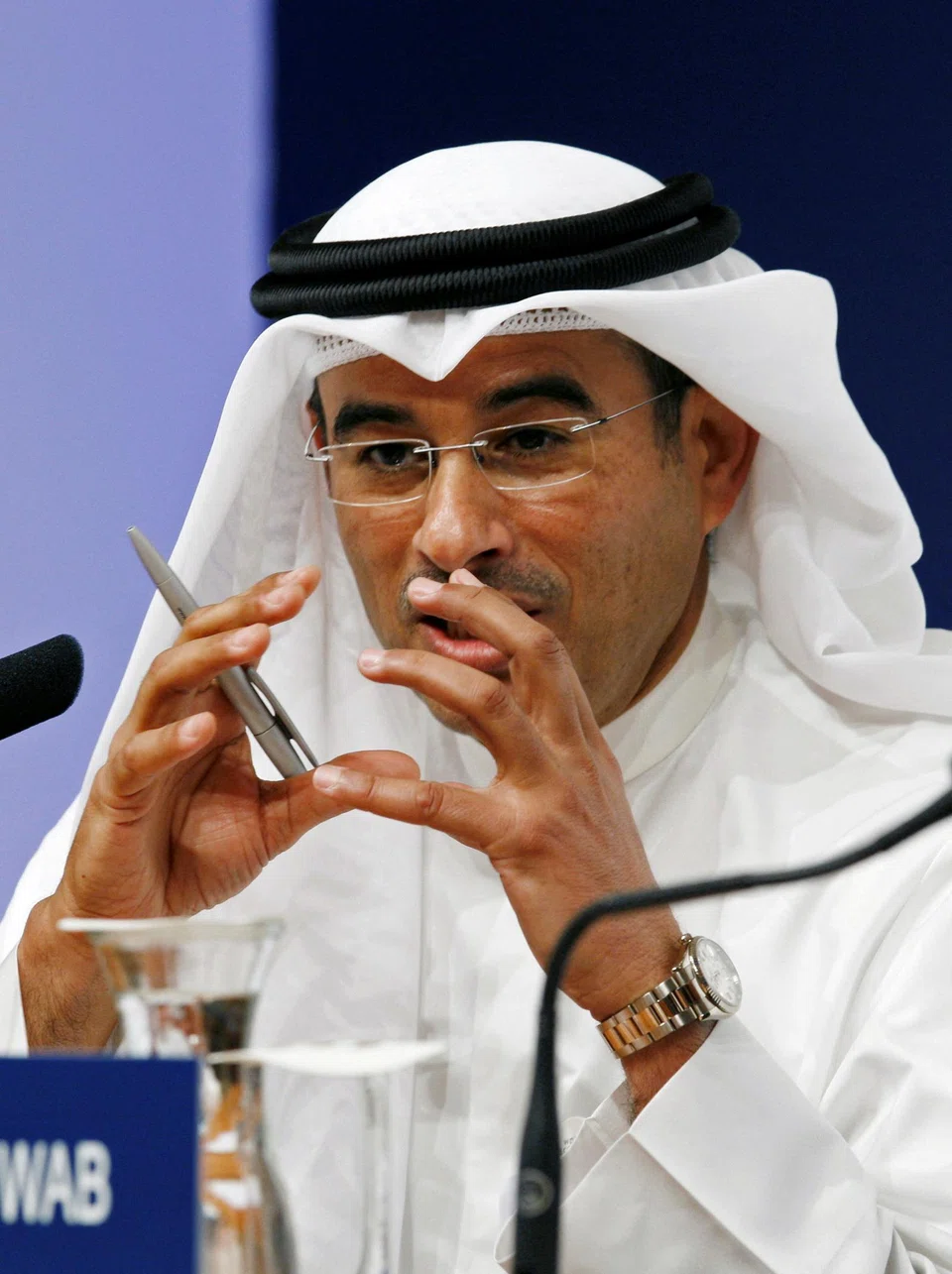 Mohamed Alabbar, the Emirati real estate tycoon, has reached a preliminary agreement to sell his interests in a multi-billion-dollar property development known as North Waterfront in Minsk, the capital of Belarus, through his Symphony Global Holdings investment vehicle, the people familiar with the matter say.