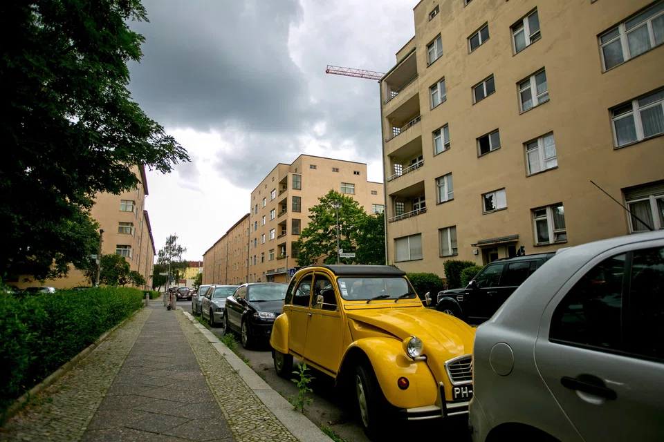 Germany aims to build 400,000 apartments a year, but its building effort is hampered by war, inflation and an energy crisis.
