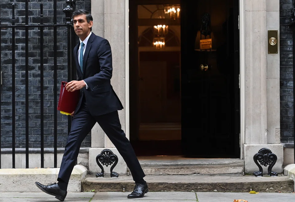 British Prime Minister Rishi Sunak’s portfolio of properties reportedly includes a penthouse in California, an apartment in London’s exclusive Kensington district and a mansion in his Yorkshire constituency in the north of England.