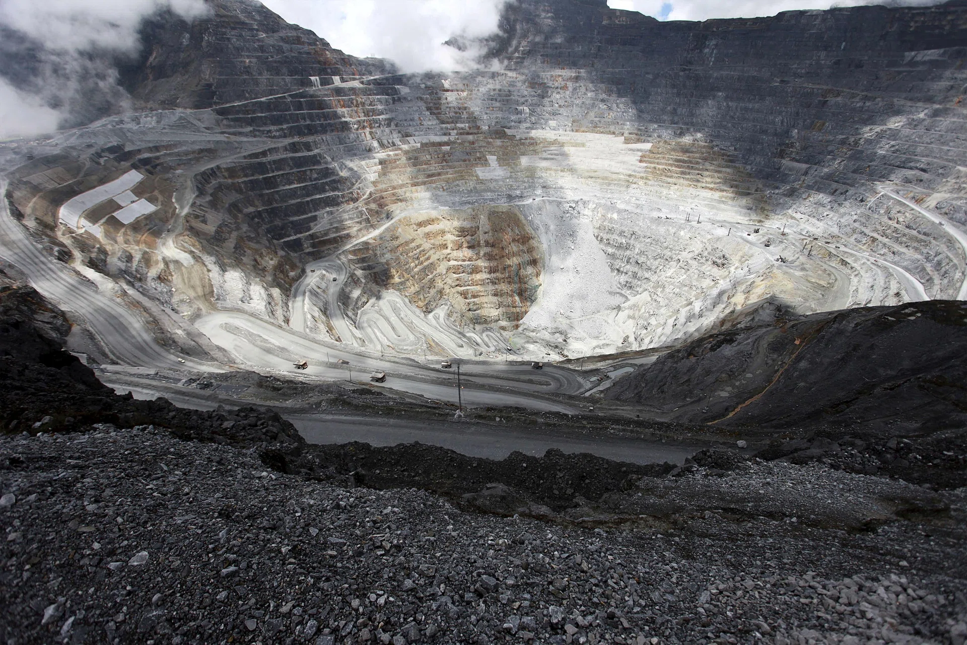 Jardine C&C group aims to strike gold with US$540 million Indonesian gold mine buy