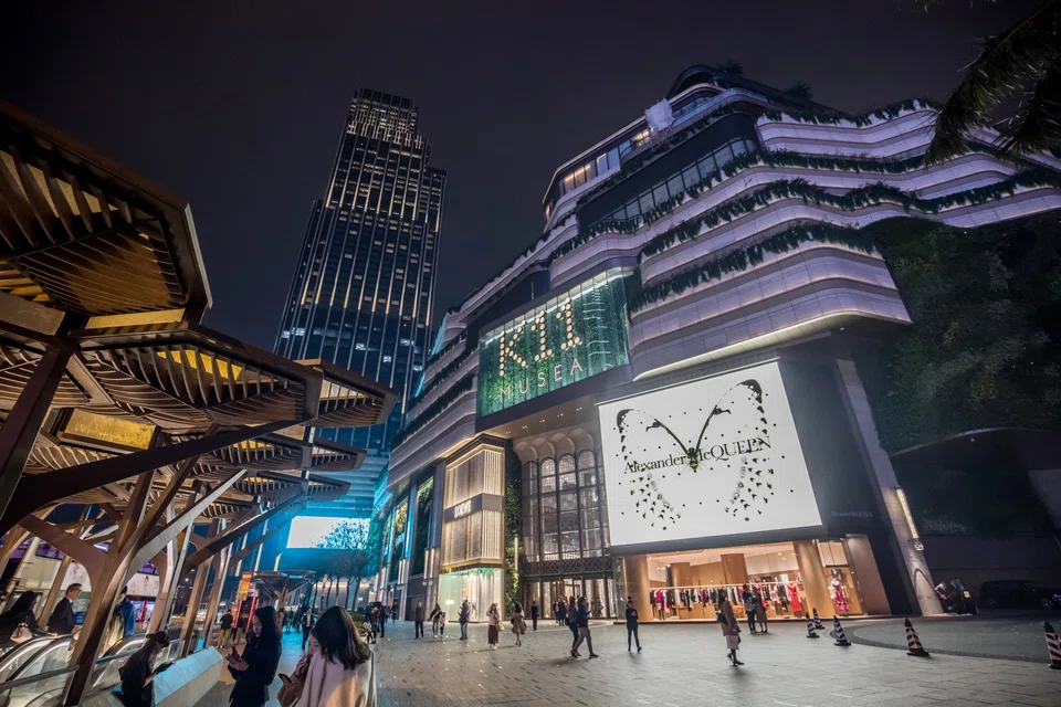 New World has been embroiled in turmoil as investors question its ability to cope with one of the highest debt burdens among the city’s developers.