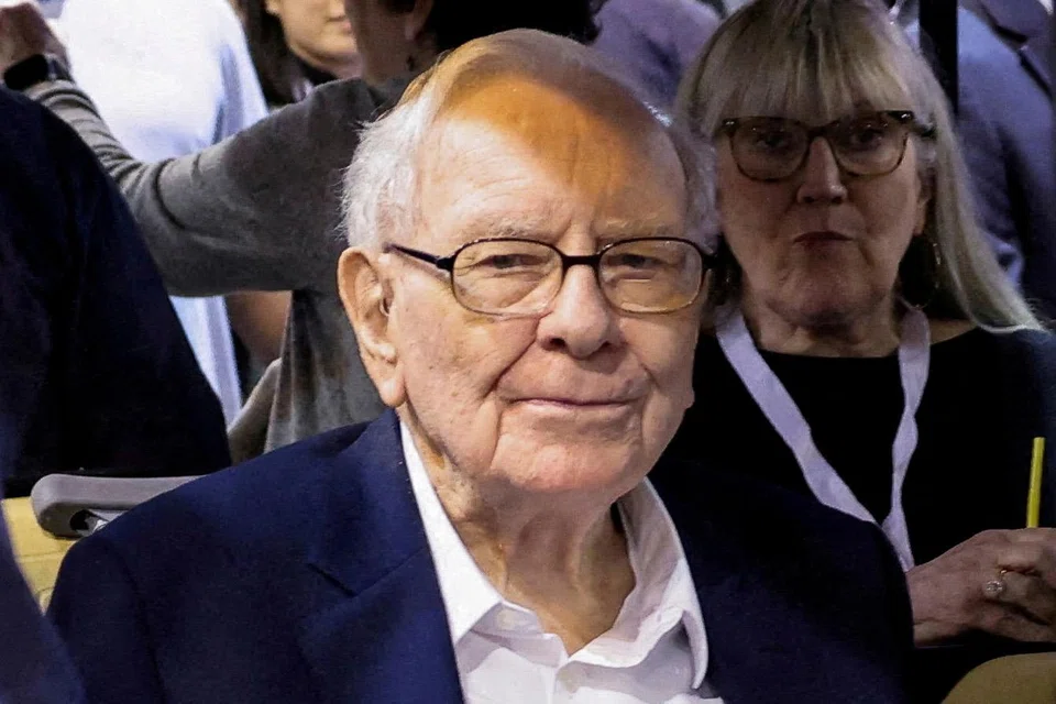 Buffett’s rising stakes are a vote of confidence for Japan’s trading houses.