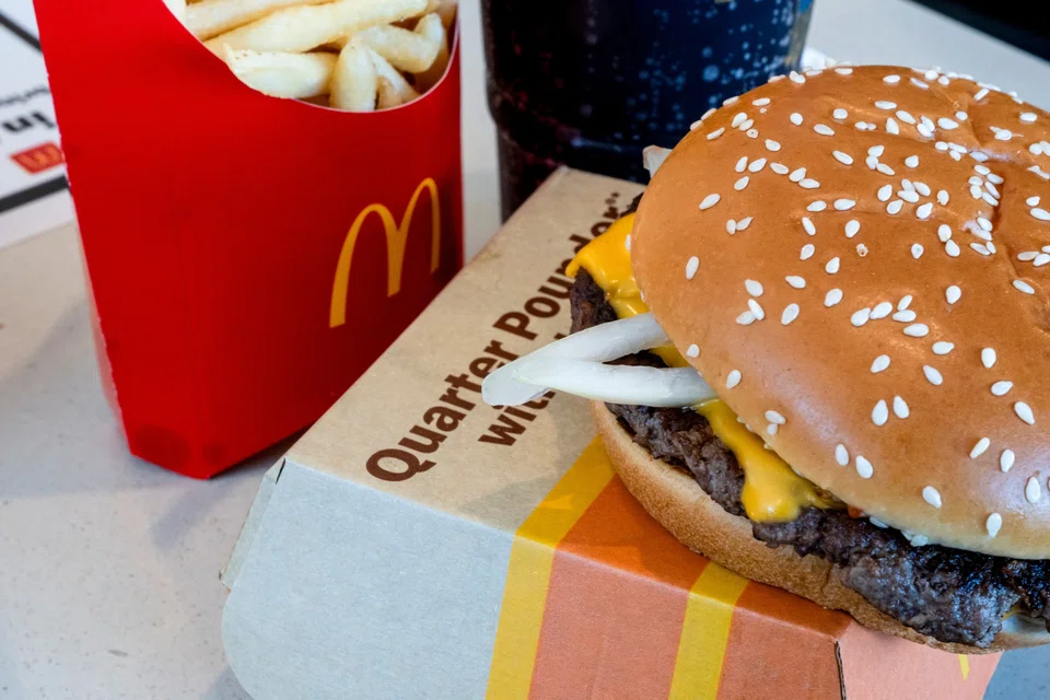The chain disclosed the outbreak on Oct 22 and temporarily yanked Quarter Pounders, which have the slivered onions, from many restaurants. 