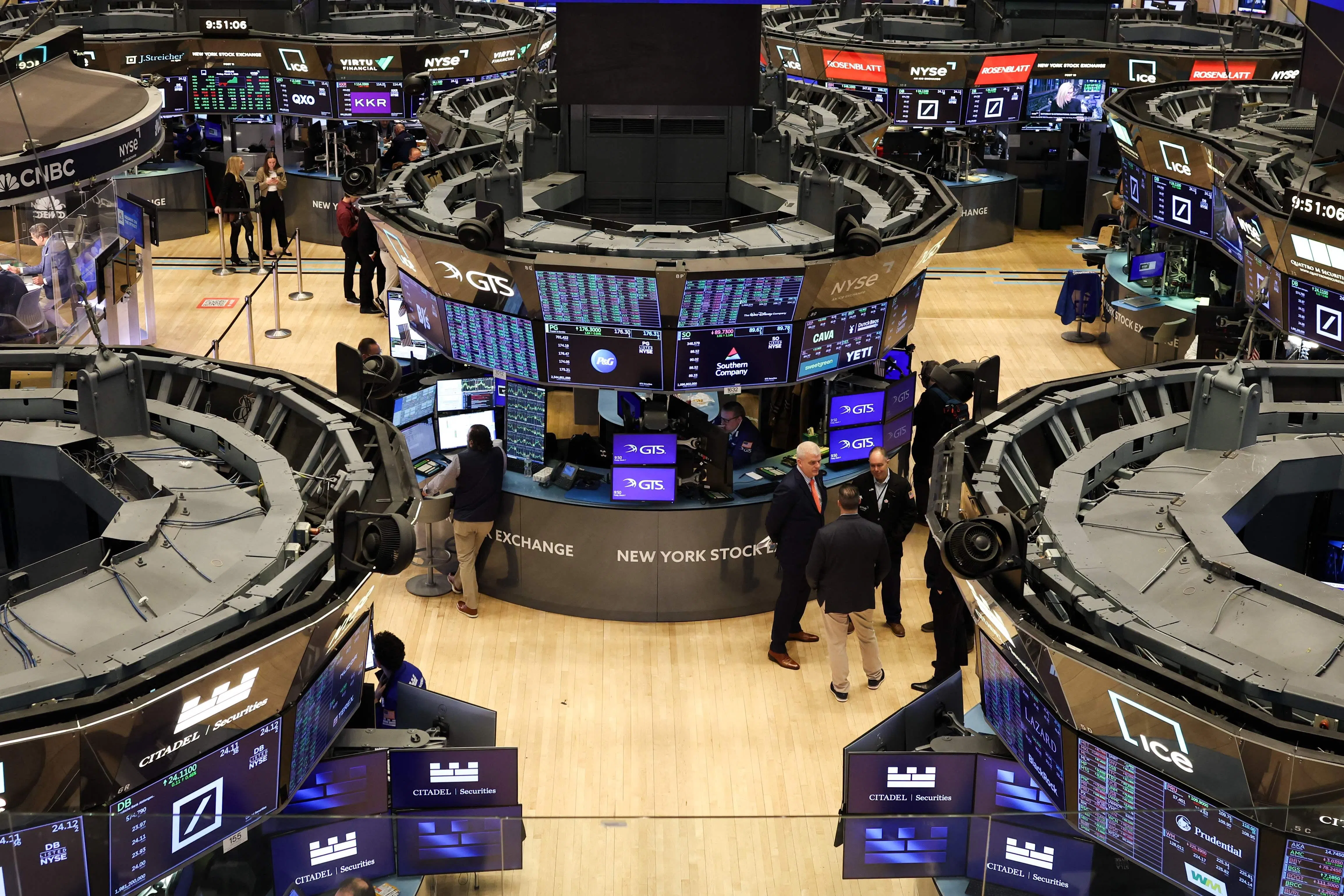 US: Wall Street drops on trade war concerns; Tesla slides