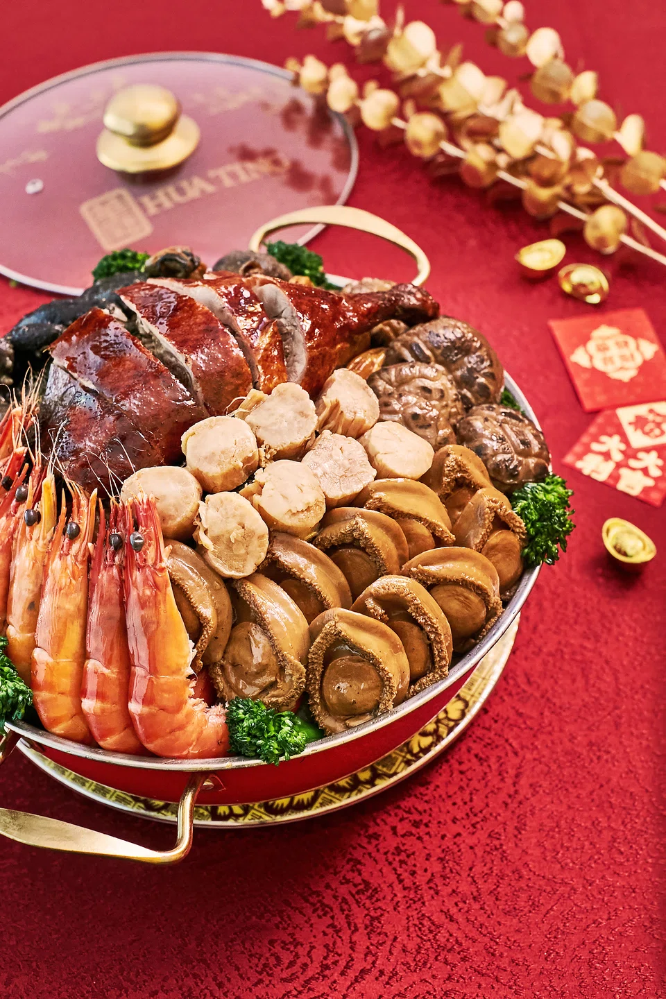 Orchard Hotel's Hua Ting Fortune Pot pen cai (from S$368 for five persons).