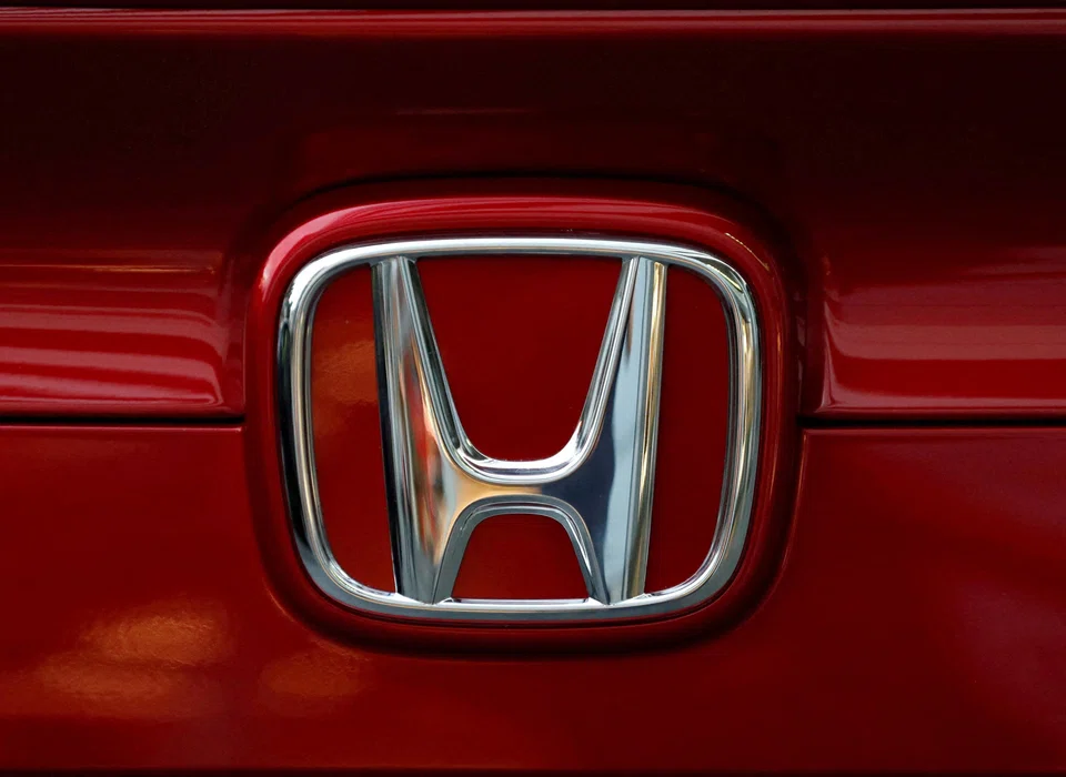 Honda now expects to sell 925,000 vehicles in Asia, including China, in the current financial year, a decline of more than 10 per cent from its previous target of 1.09 million cars.