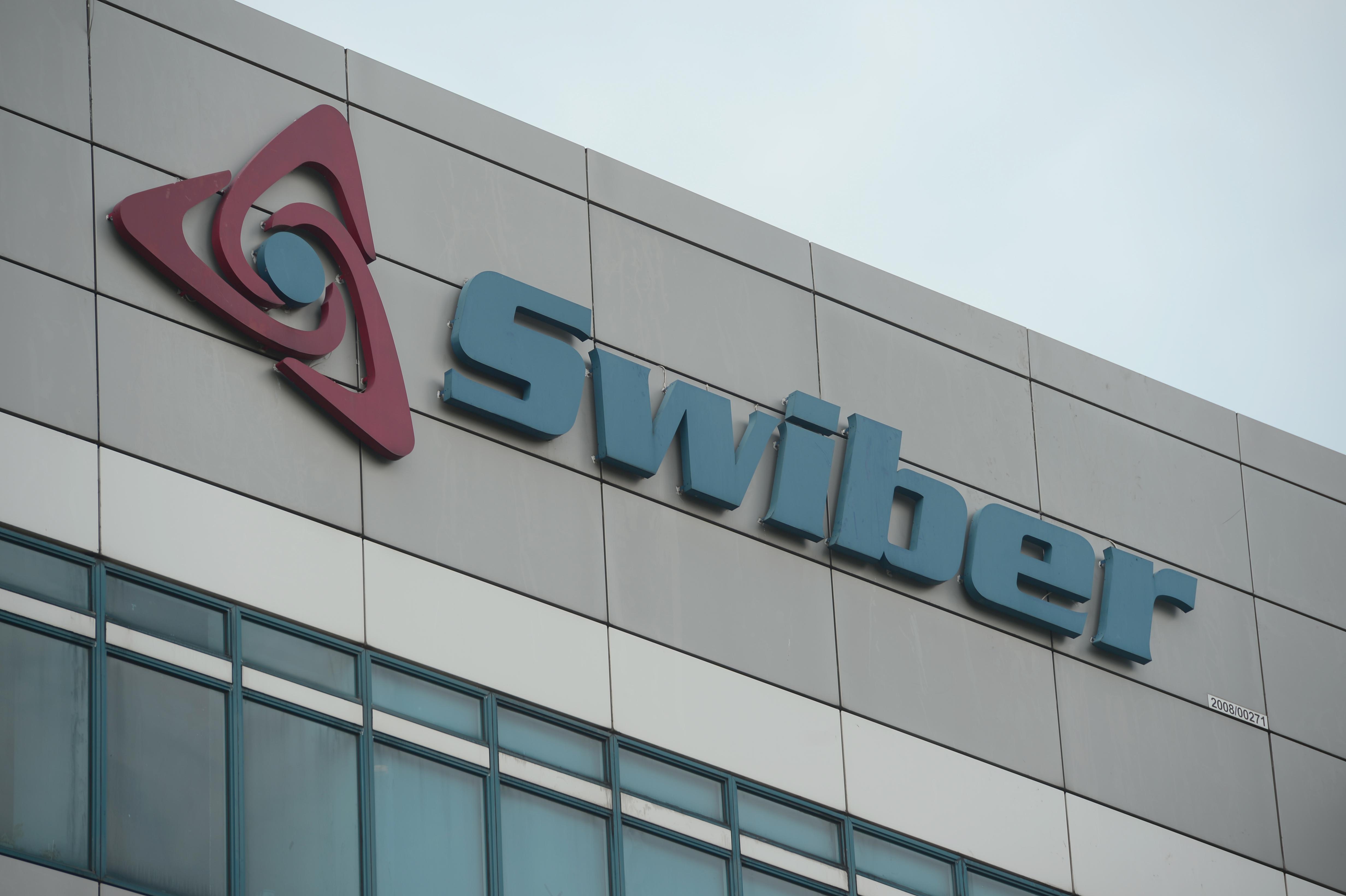 Swiber-Gründer verhängte Geldstrafe von 100.000 S$ wegen falscher Projektankündigung und Auflistung von Regelverstößen