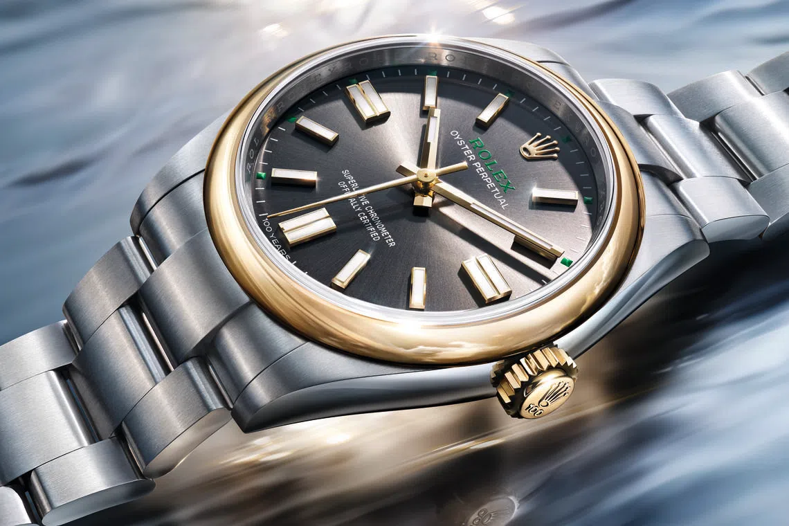 The Oyster Perpetual 41 in a yellow Rolesor version consecrates 100 years of watchmaking achievements.