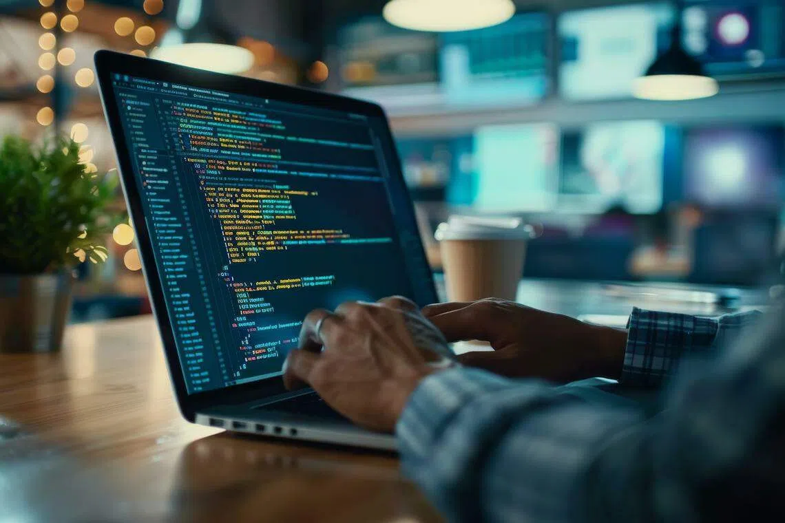 The distinctive advantage of AI PCs lies in its hybrid architecture and ability to process data locally on the device, which means sensitive data does not need to be sent to the cloud. This helps keep the data safe from various security threats.