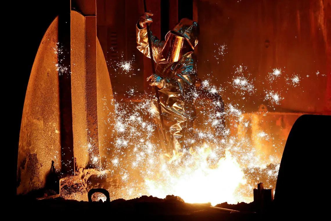 The government will cap the costs of electricity transmission at 3 US cents per kilowatt-hour, partly finance the costs of the transmission grids and ensure that transmission grid fees do not increase in 2025.