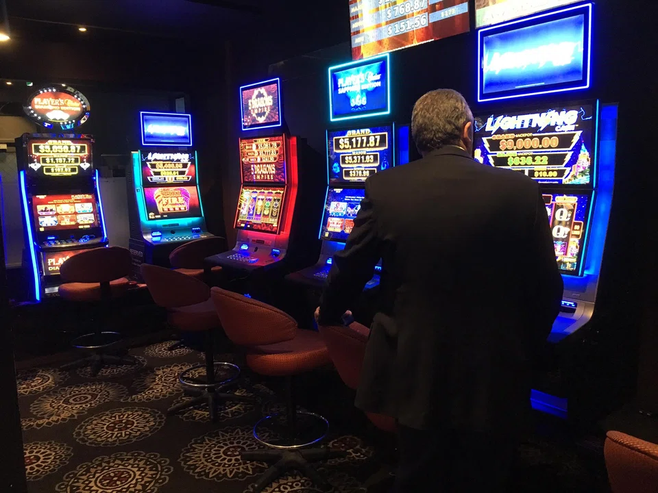 Gambling losses per head in New South Wales are higher than anywhere else, meaning a switch to mandatory cashless machines would be closely watched by gambling regulators around the world. 