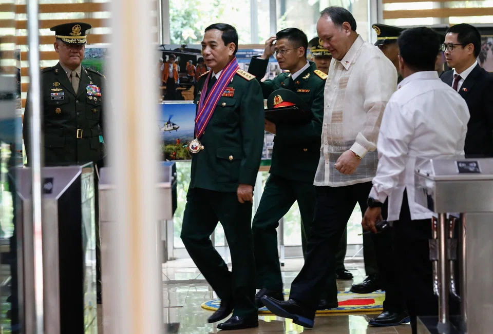  Philippines Defence Secretary Gilberto Teodoro (C-R) and Vietnam Defence Minister Phan Van Giang (C-L) expressed their unwavering commitment to deepen defence and military cooperation through continued interaction and engagements at all levels.