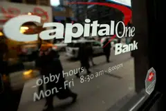 US banks are trying to woo depositors by offering signing bonuses to open new accounts or deposit money on a regular basis.