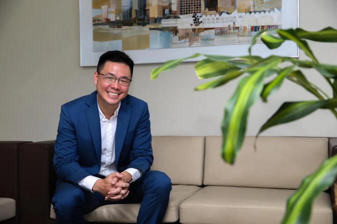 Will UIC's 4G leader change more than its name?