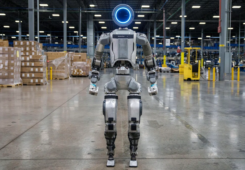 Hyundai aims to mass produce as many as 30,000 robots annually at a new facility in the US, part of a broader initiative to meld artificial intelligence with robotics.