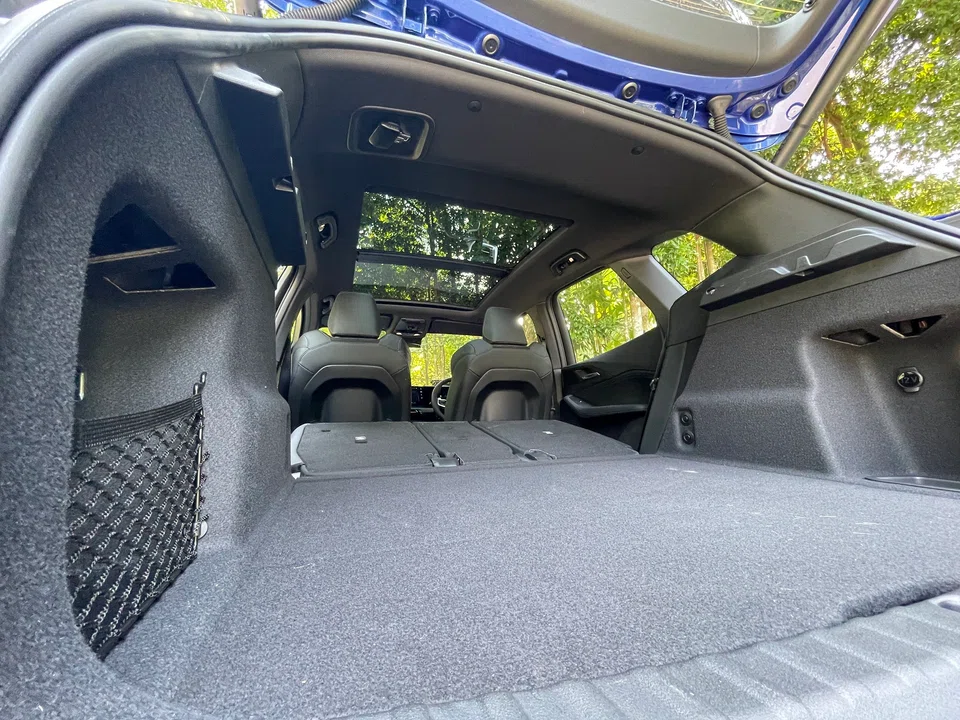 The boot starts at 470 litres, but can be expanded by tilting the rear seats more upright, sliding them forward, or by folding them down. 