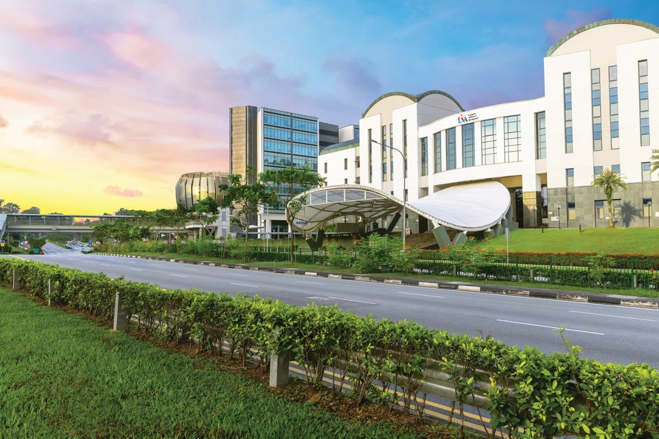 SIM is the largest private education institution in Singapore with a 110,000-square-metre campus in Clementi.