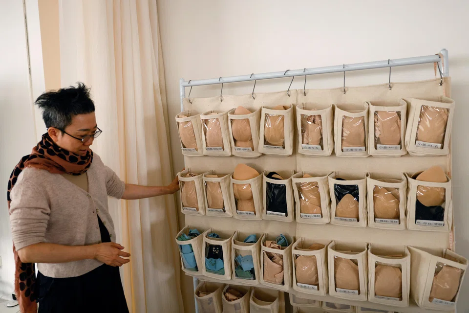 Emily Yu has patented a foam prosthesis which comes in seven sizes and two colours and fit into pockets in the company’s bras.