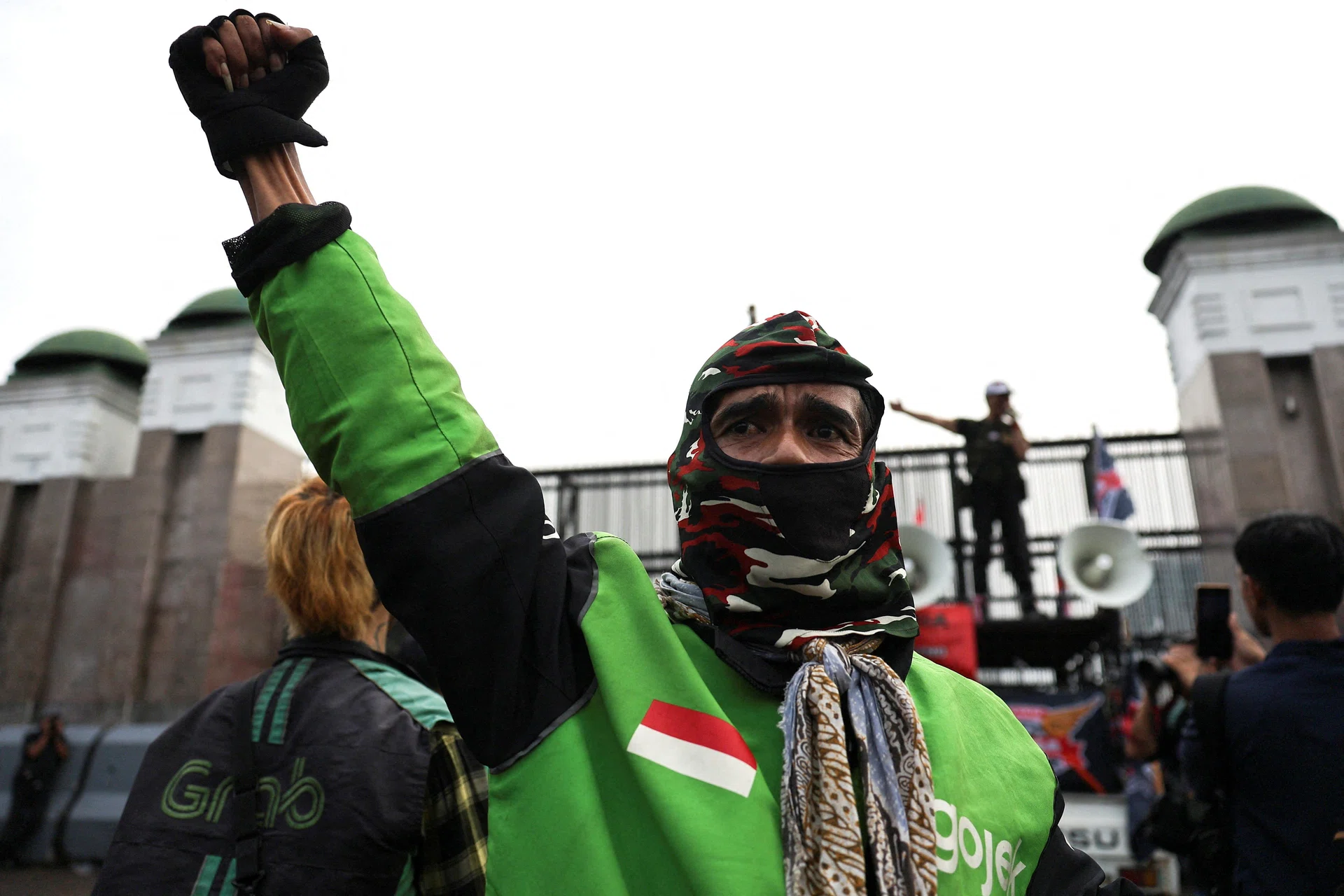 Indonesian ride-hailing industry set for shake-up under draft presidential decree