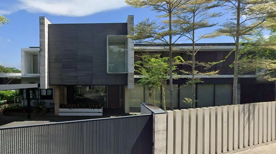 The freehold house in Astrid Hill is on a site of 21, 116 square feet.