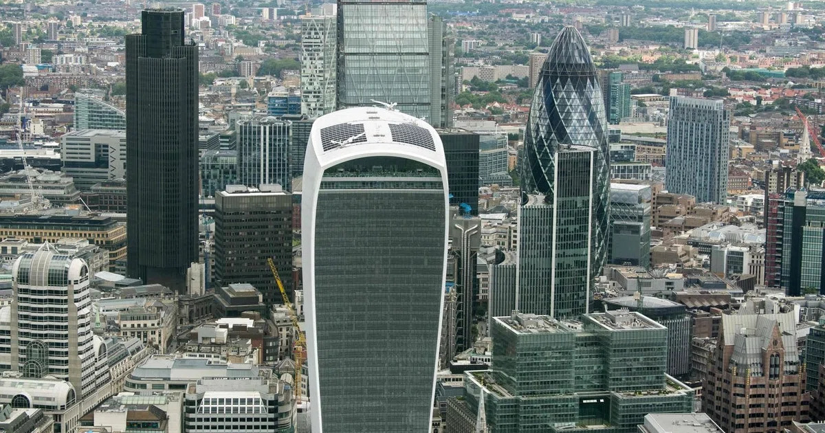 UK plans S$1.7b in building projects to boost economy - The Business Times