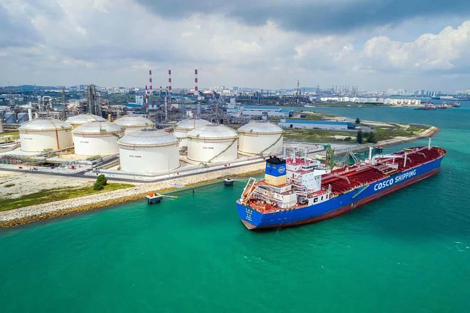 Singapore’s total exports of naphtha, which can be used in gasoline blending and is also a key ingredient in products such as plastics and paints, have risen to 946,000 tonnes in the first quarter this year.