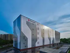 Private equity group KKR and Singapore-listed telco Singtel are jointly investing in ST Telemedia Global Data Centres, which owns STT Singapore 6 (above), in an example of how private equity is seeking out data centre management expertise.