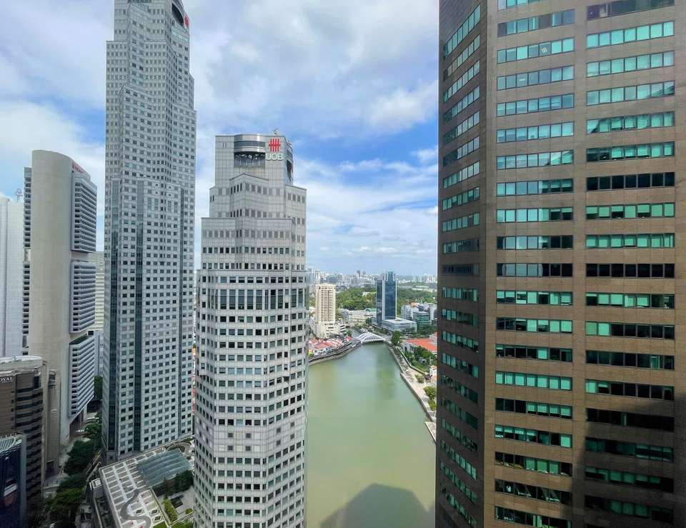 UOB and OCBC's third-quarter results are both above consensus estimates. 