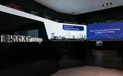 The four trading sessions saw close to 70 changes to director interests and substantial shareholdings filed for more than 30 primary-listed stocks. 