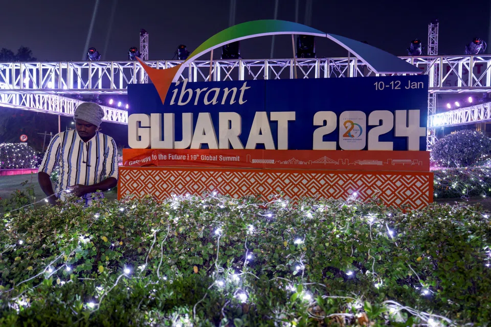 Singapore’s High Commission in India says that the country’s delegation will announce 270 billion rupees (S$4.3 billion) of investments at the Vibrant Gujarat Global Summit.