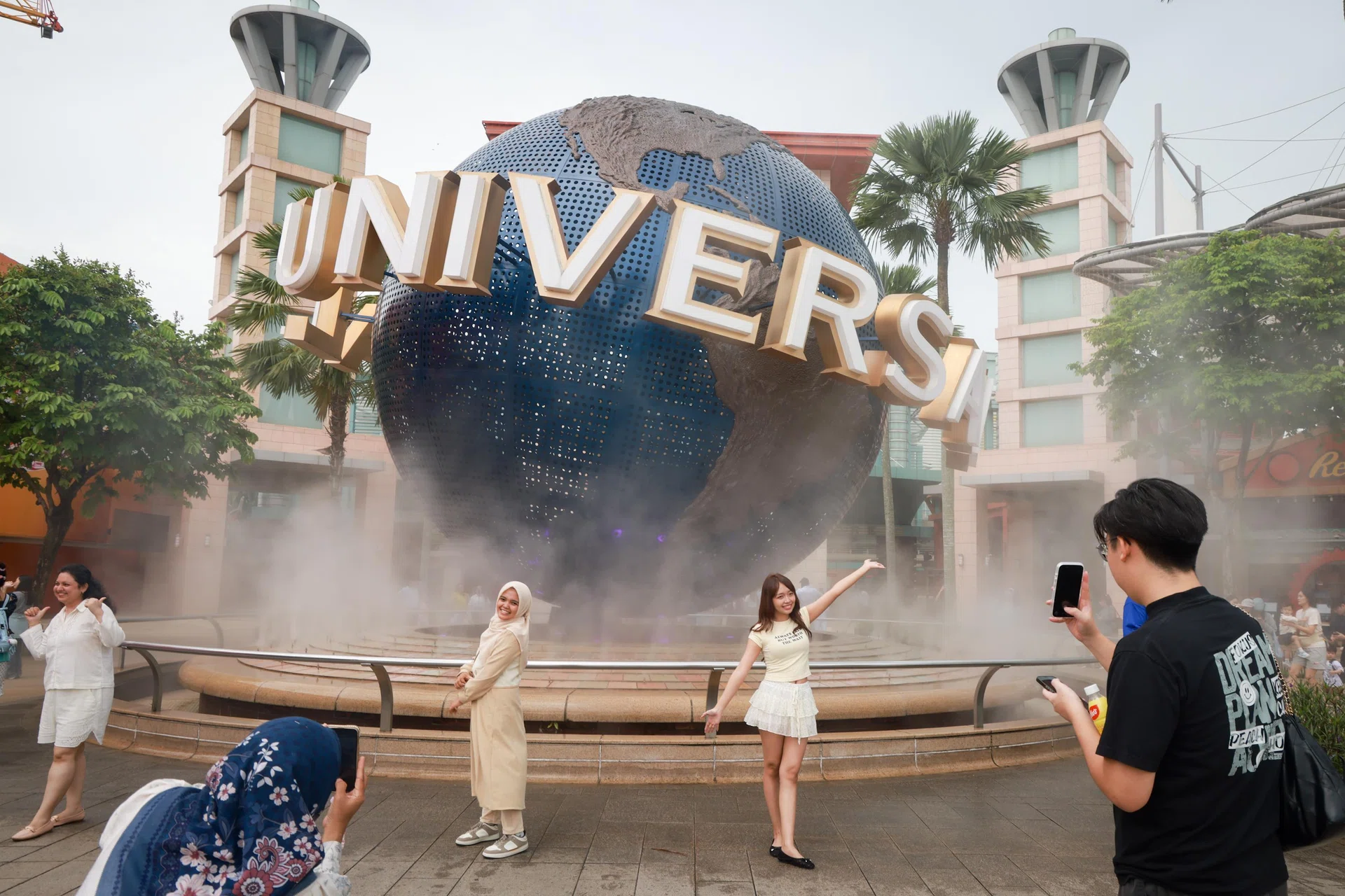 Genting Singapore H1 profit falls 33.54% to S$156.5 million despite stable revenue