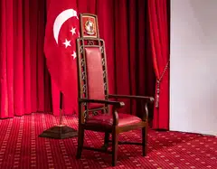 Singapore is proposing to amend the Constitution to create a framework enabling the president and ministers to accept foreign and international appointments.