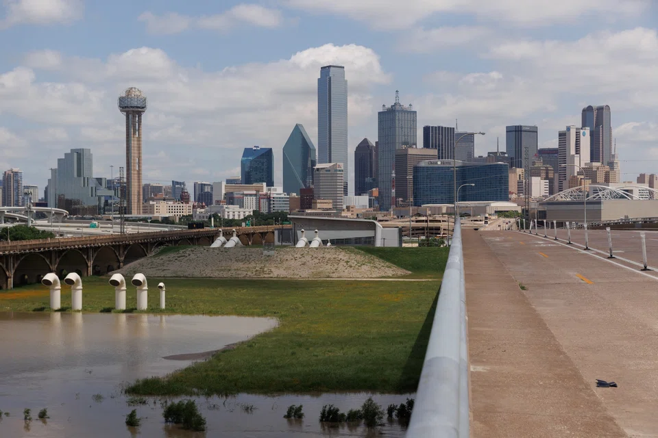 Goldman has ambitious plans for relocations, pushing managers to leave high-cost areas such as New York and London for Dallas and Salt Lake City. 