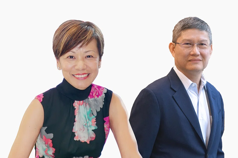 KPMG Singapore managing partner Ong Pang Thye (right) will step down on Oct 1 and be succeeded by deputy managing partner and head of audit Lee Sze Yeng.