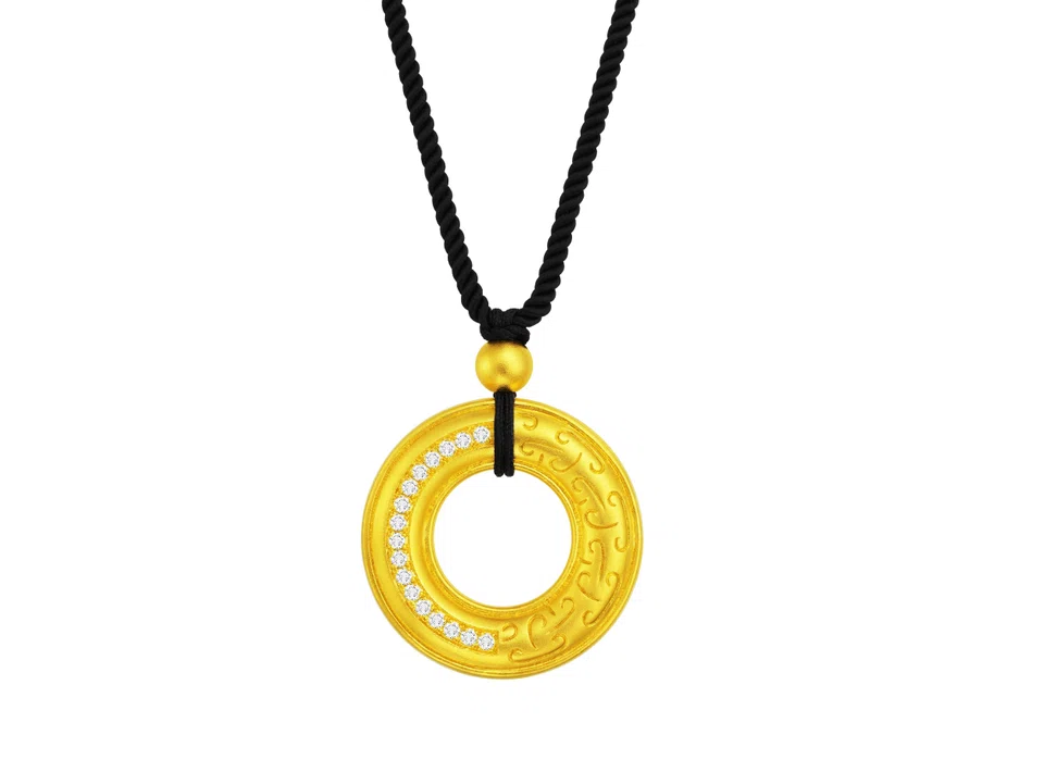 Lee Hwa's Imperial Gold collection shows technical mastery as it elevates traditional goldsmithing.