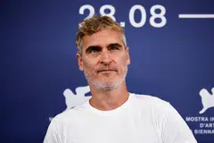 Joaquin Phoenix made headlines with the first Joker when he revealed that he had lost 52 pounds (23.6 kg) preparing for the role. He underwent a similar transformation this time around.