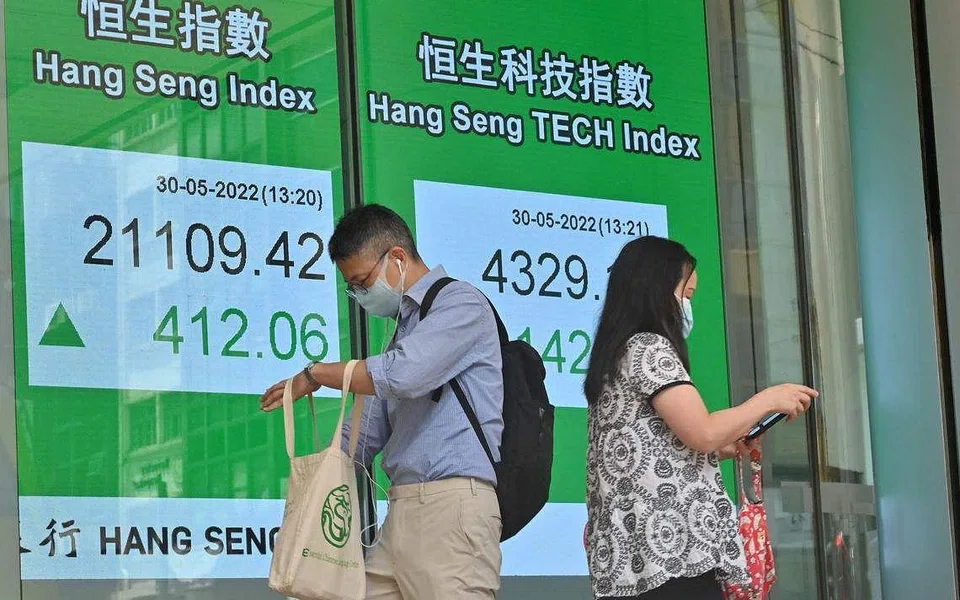 Stock markets across South-east Asia tumbled on Monday after news that the US inflation rate in May hit a 4-decade high on Friday. 