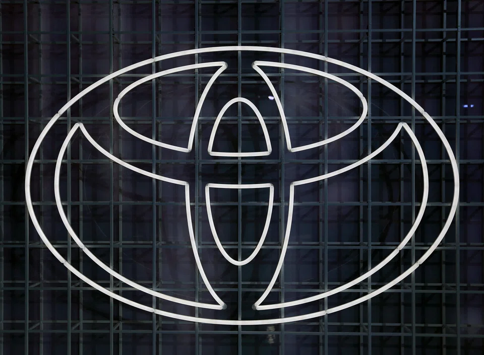 Toyota, the world’s largest carmaker by volume, will include technology from tech giant Tencent technology in a China-made passenger vehicle that will go on sale this year.