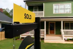 The Mortgage Bankers Association’s index of purchase applications rises 4.7 per cent to a two-month high of 144.9 in the week ended Nov 24.