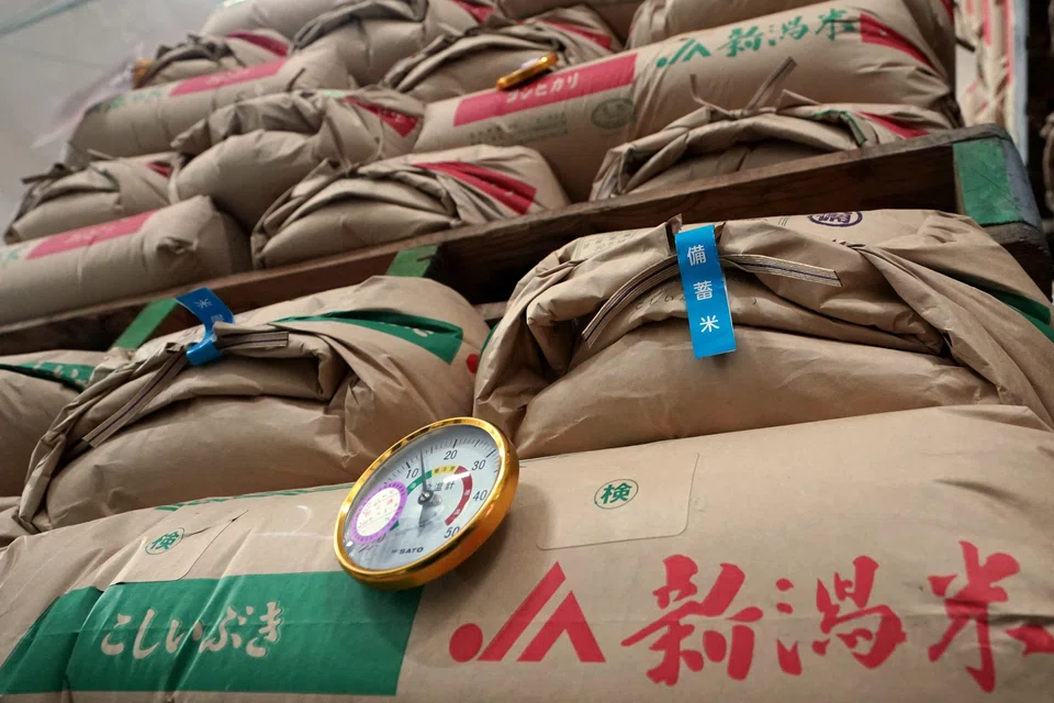 Japan's government will sell 300,000 metric tons of stockpiled rice via discretionary contracts to retailers, the farm ministry said.