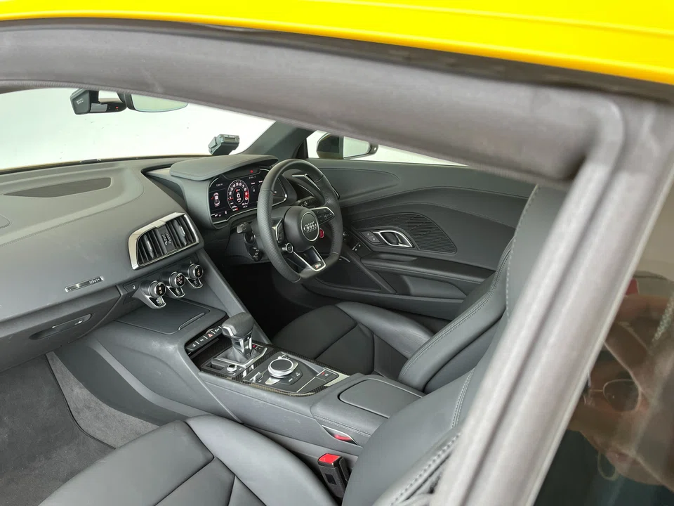 The R8's cabin is built like an Audi’s, meaning everything is laid out well and none of the switches feel like they would come off in your hand.