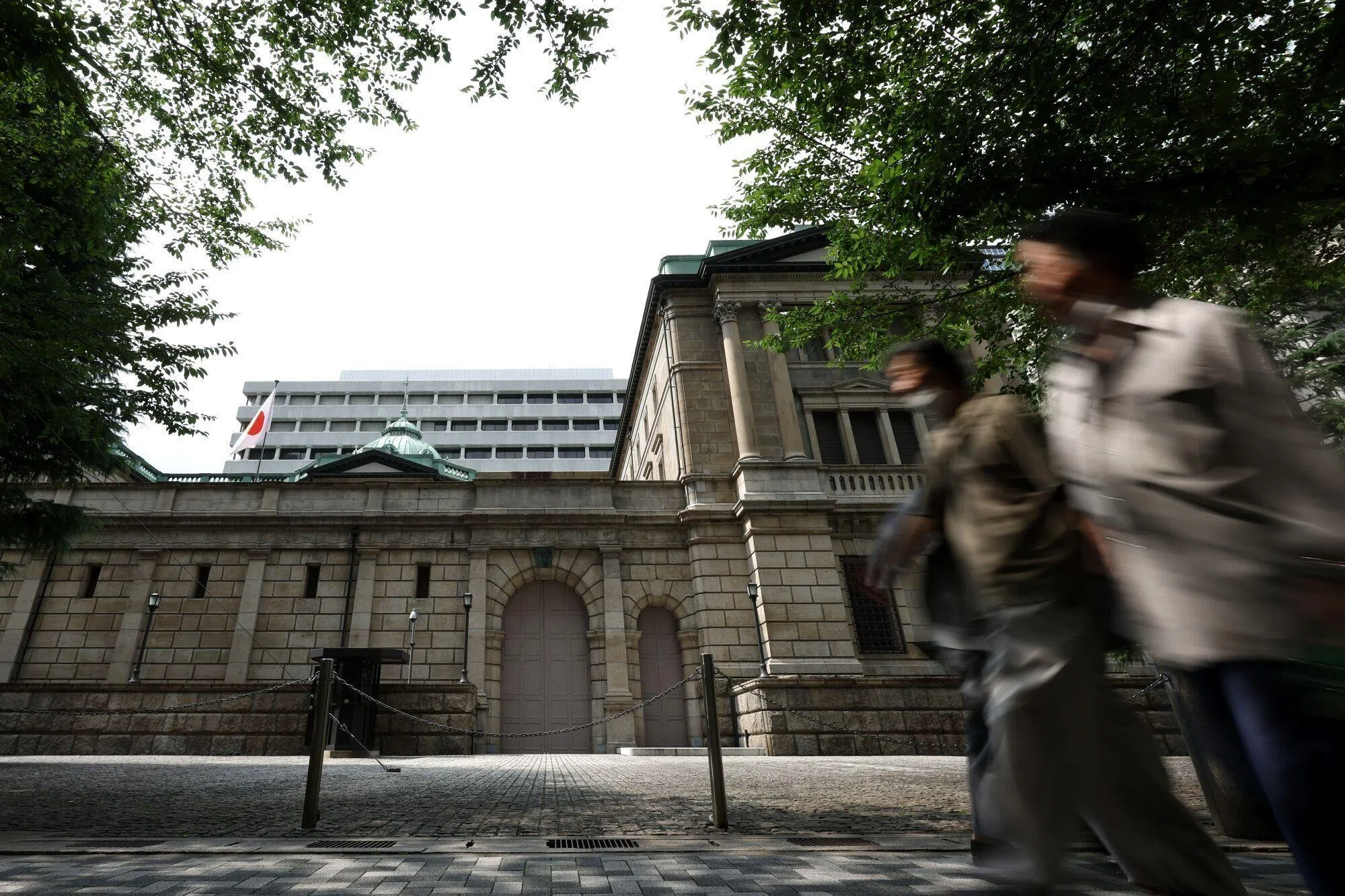 Bank of Japan sees growing inflation pressures from Middle East war
