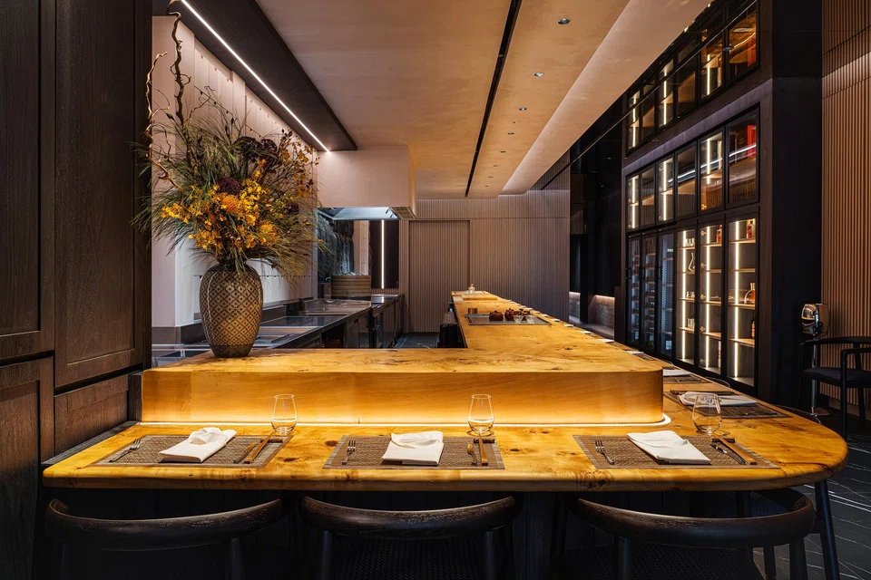 Kun's upscale Japanese kappo-style interiors.