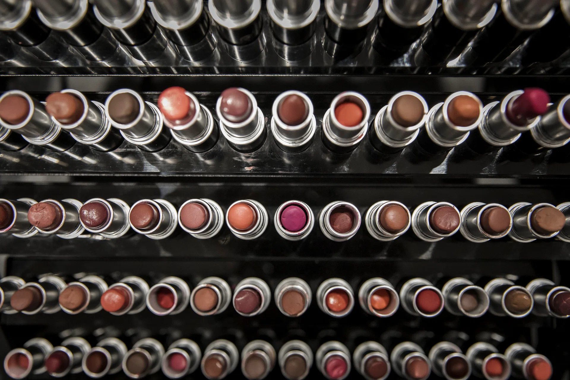 Estee Lauder, L’Oreal suffer as China’s duty-free spending falls